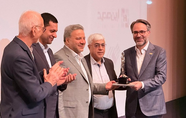 حاتمی، مدیر برجسته صنعت فولاد کشور در سال ۱۴۰۴ در بخش دولتی و عمومی شد